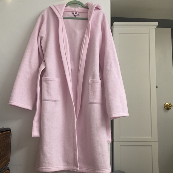 OshKosh Bgosh robe with belt - Picture 2 of 4
